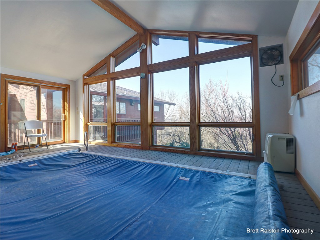 Sunset Woods - Residential