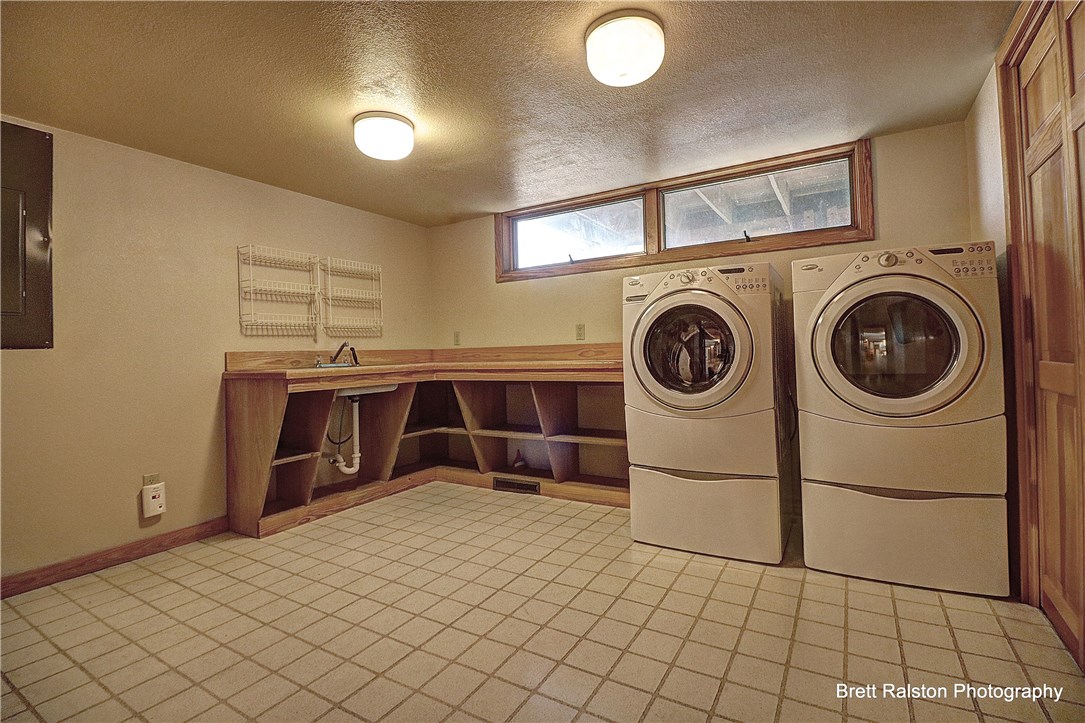 Sunset Woods - Residential