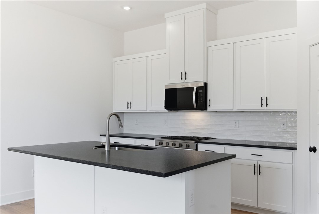 Pine Hollow - Residential