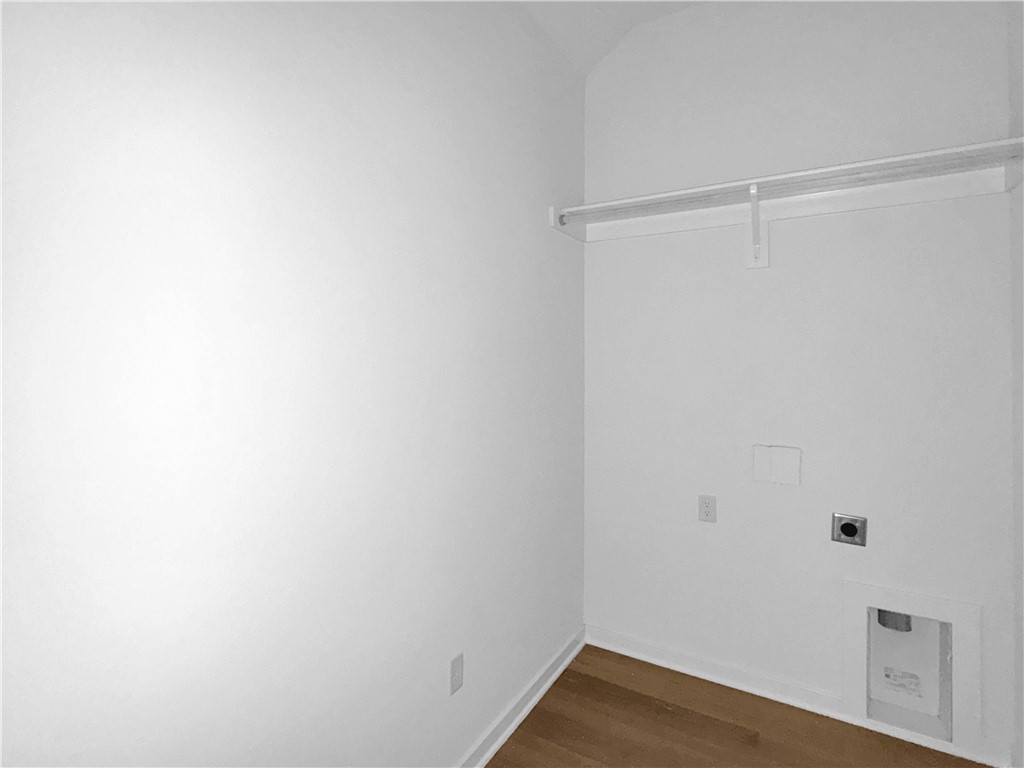 Pine Hollow - Residential