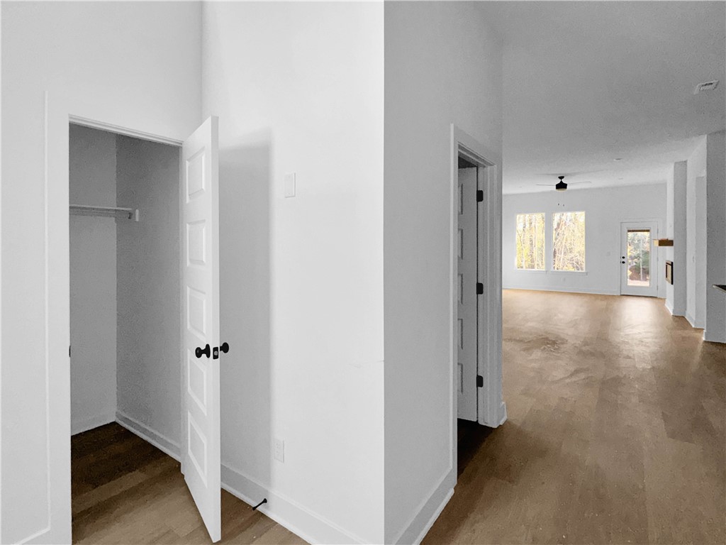 Pine Hollow - Residential