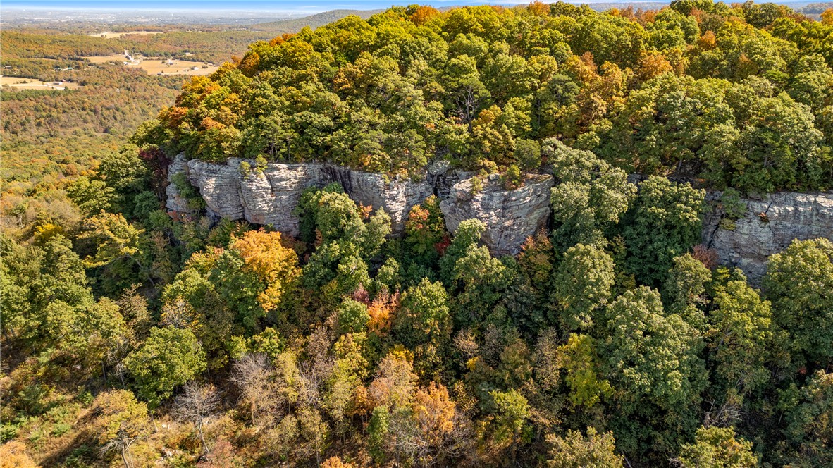 Round Mountain Estates - Land