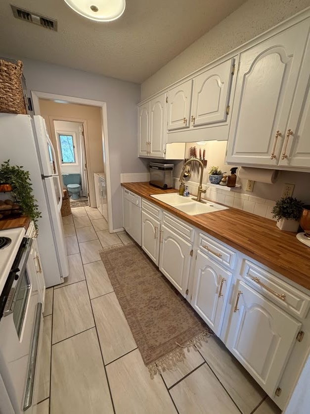 Townhouse Tct 3 A/K/A Drake Court Bvv - Residential