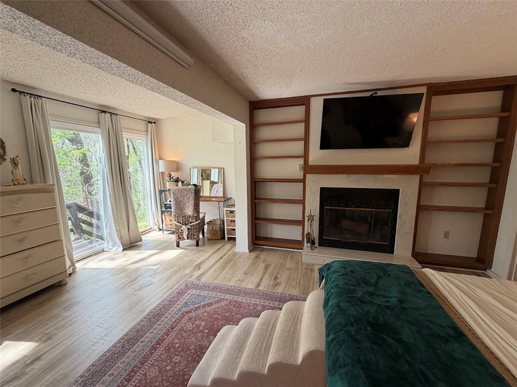 Townhouse Tct 3 A/K/A Drake Court Bvv - Residential