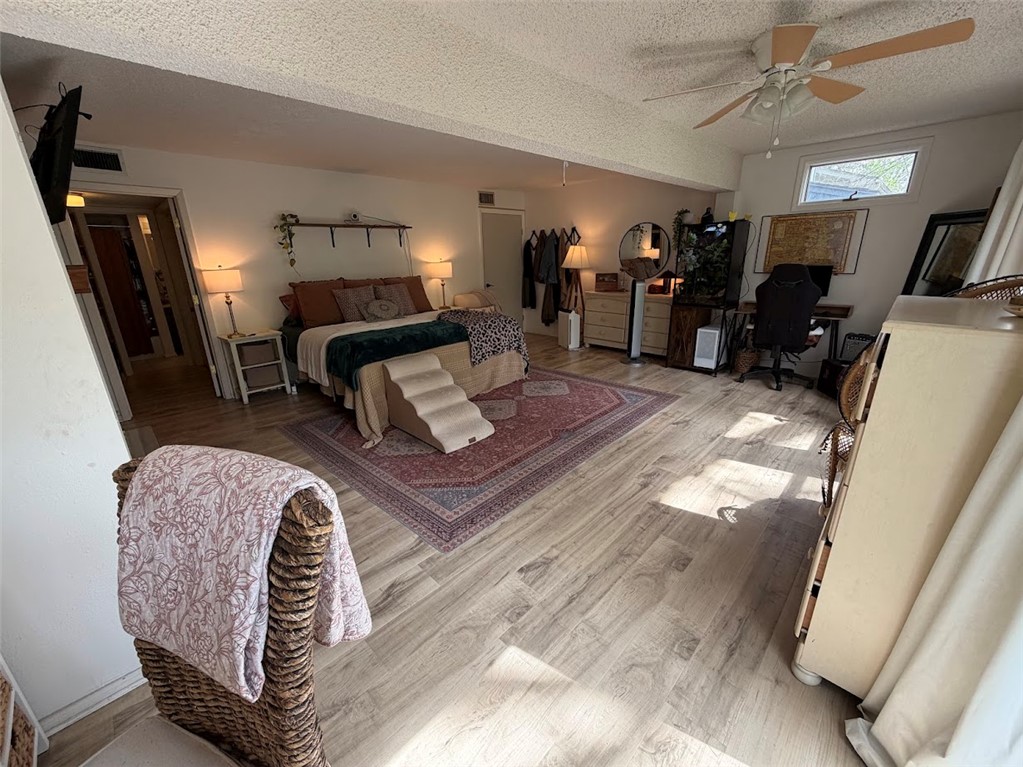 Townhouse Tct 3 A/K/A Drake Court Bvv - Residential