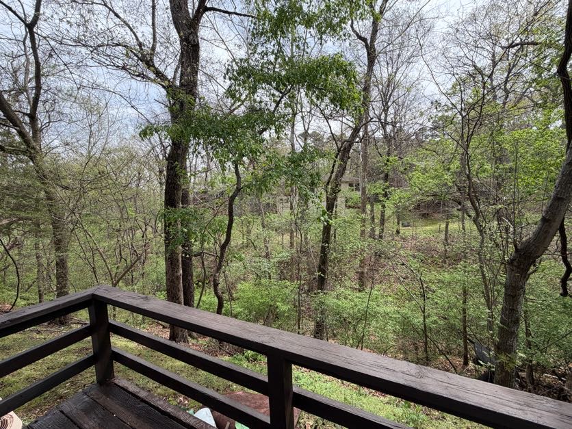 Townhouse Tct 3 A/K/A Drake Court Bvv - Residential