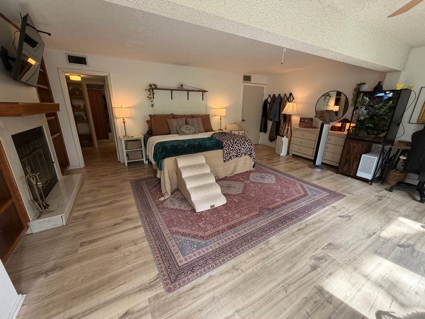 Townhouse Tct 3 A/K/A Drake Court Bvv - Residential