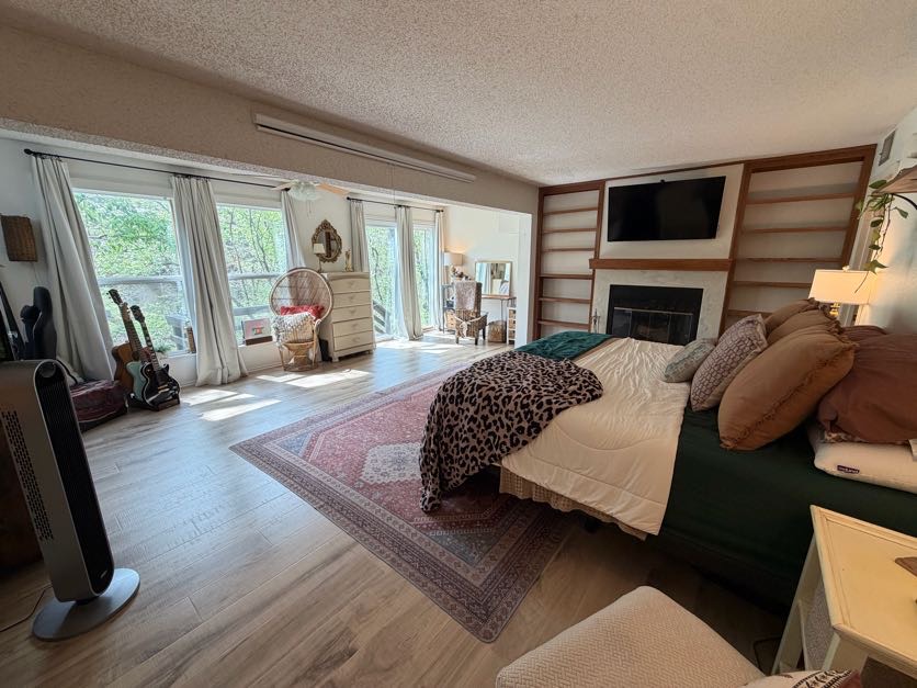 Townhouse Tct 3 A/K/A Drake Court Bvv - Residential