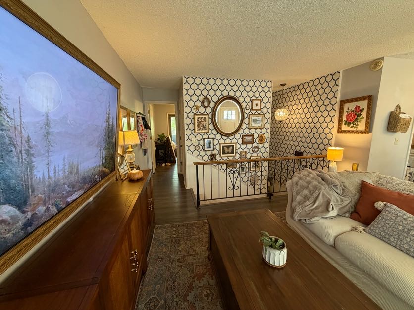 Townhouse Tct 3 A/K/A Drake Court Bvv - Residential