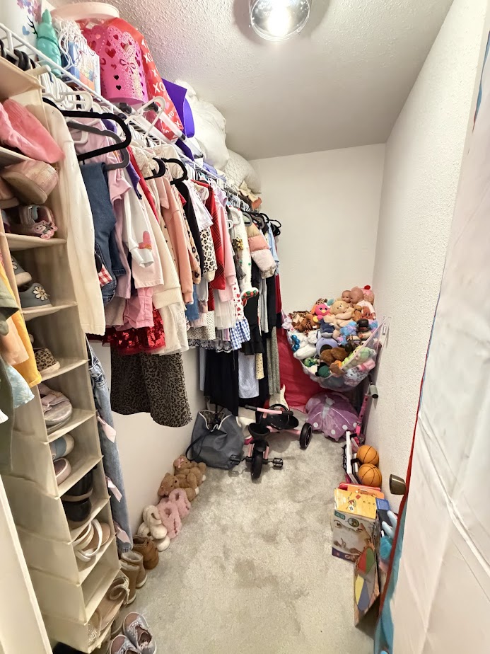 Townhouse Tct 3 A/K/A Drake Court Bvv - Residential