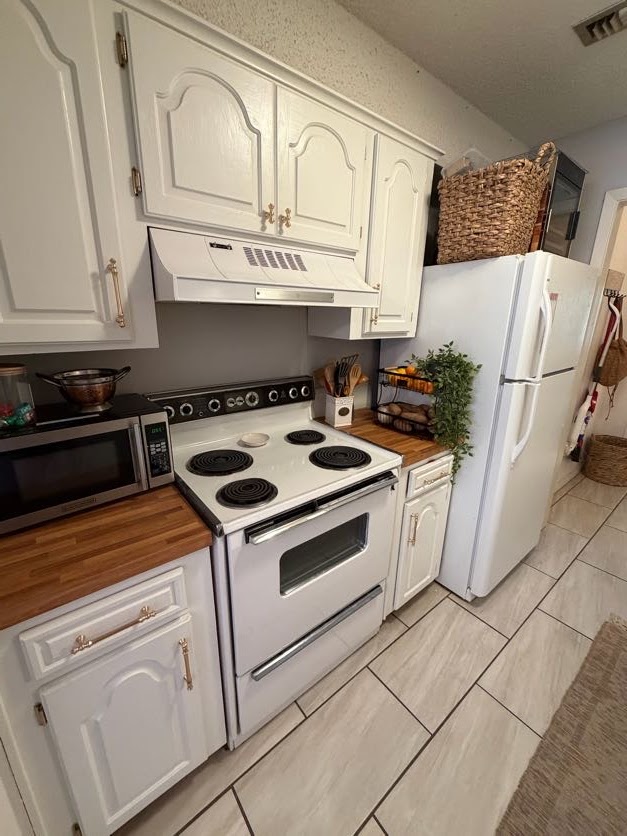 Townhouse Tct 3 A/K/A Drake Court Bvv - Residential