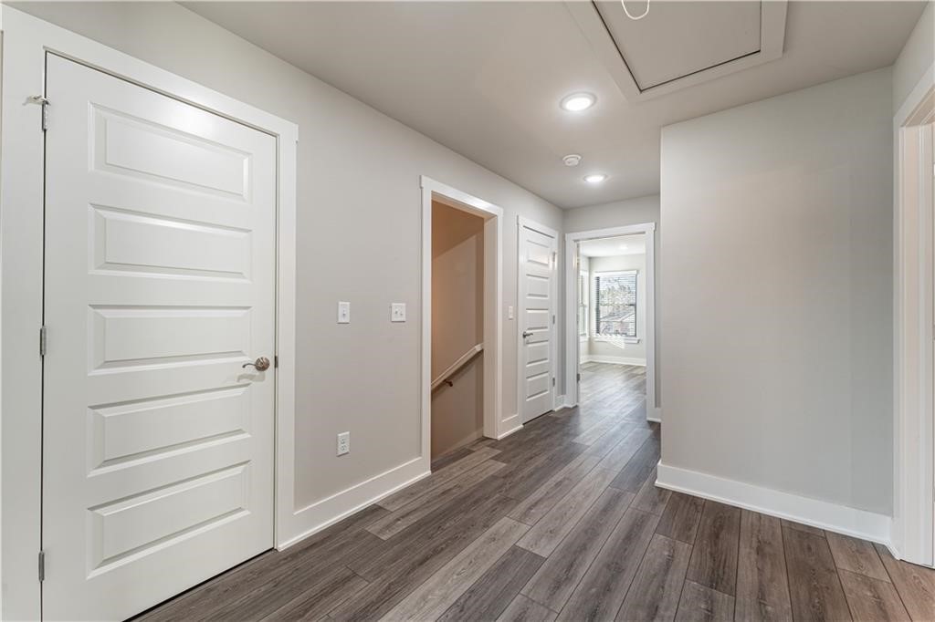 Gentry Heights Townhome Hpr Gentry - Residential Lease
