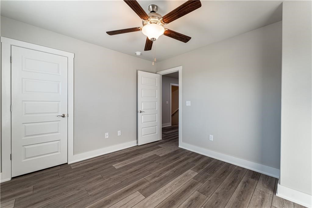 Gentry Heights Townhome Hpr Gentry - Residential Lease