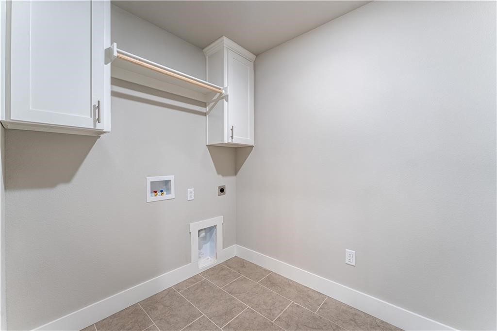 Gentry Heights Townhome Hpr Gentry - Residential Lease
