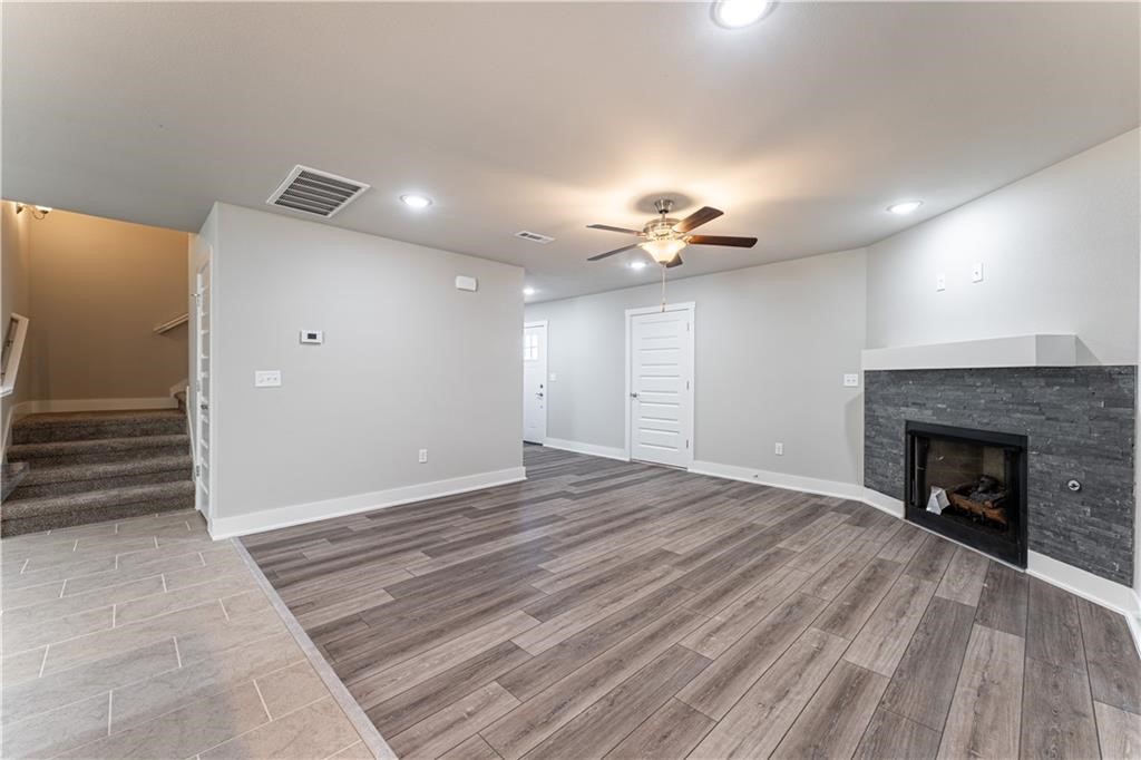 Gentry Heights Townhome Hpr Gentry - Residential Lease