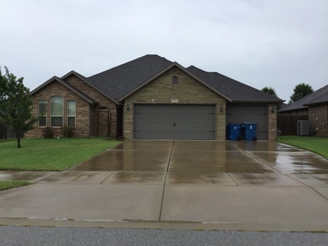 3 bedroom 2 full bath - Hardwood flooring in living room - Granite Countertops - Expanded concrete patio - Privacy fenced backyard - Pets negotiable.