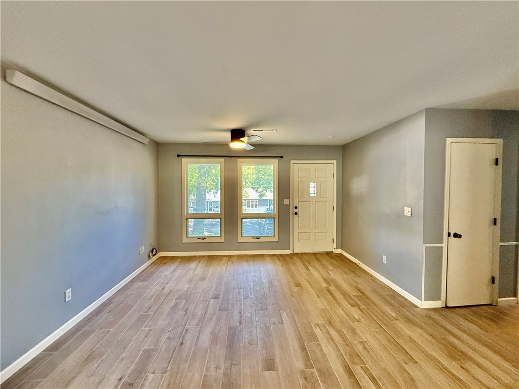 Townhouse Tct 3 A/K/A Drake Ctbvv - Residential Lease