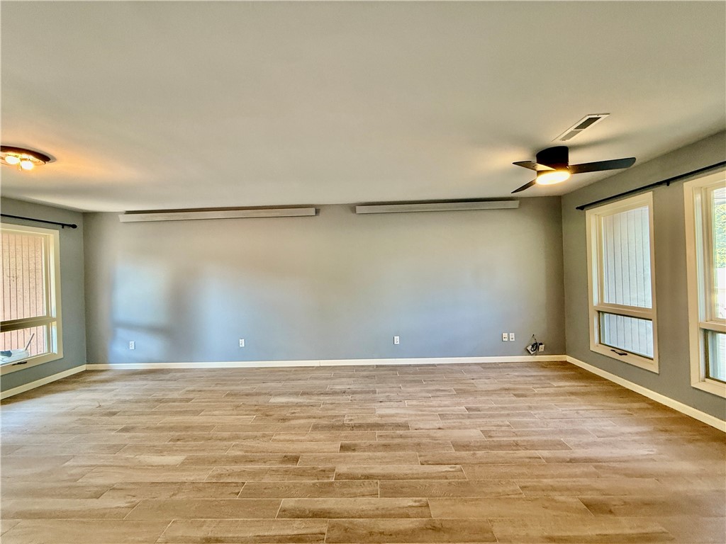 Townhouse Tct 3 A/K/A Drake Ctbvv - Residential Lease