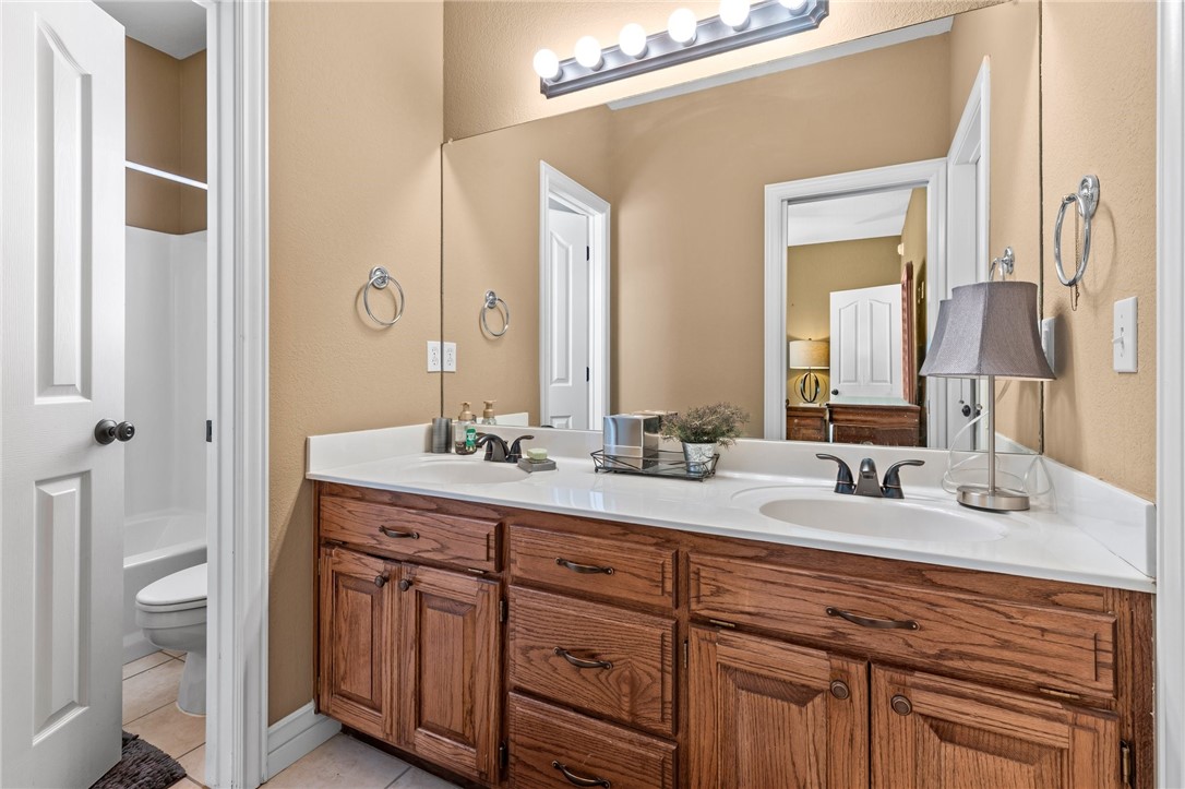 Highland Knolls Unit 2 Ph 1 Rogers - Residential