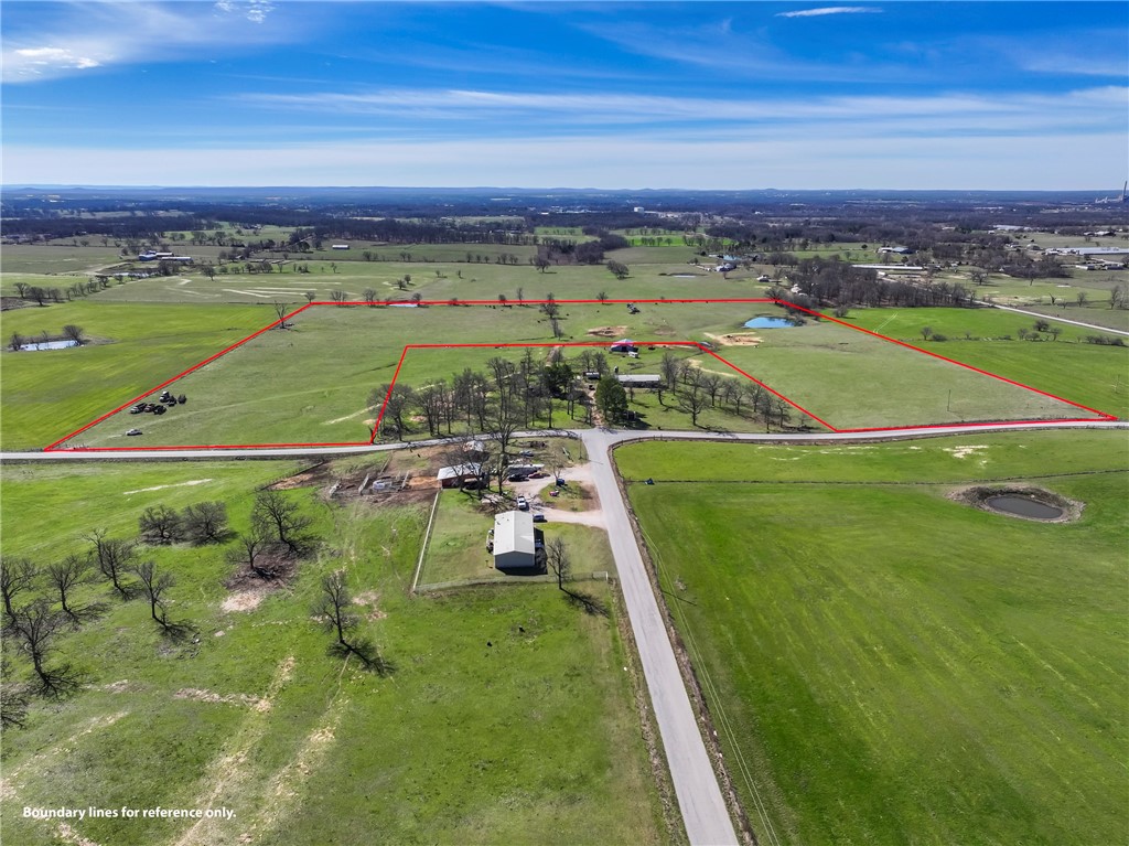 29.75 Acres ā Prime Development/ or Dream Home! This beautiful parcel offers endless possibilities, whether you're looking to develop or build your perfect home. Enjoy endless views and the serene atmosphere, positioned on a quiet, paved road in a rural setting. But only a short drive from several charming towns, this land offers the perfect balance of privacy and accessibility. With utilities including water, gas, and electricity all nearby, this property offers both convenience and tranquility. Located 14 miles from Centerton & XNA, and only 9 miles from Siloam Springs. Whether you're envisioning a forever estate for yourself, or several 4-5 acre lots for luxury homes to be developed, this property is a rare find in an exceptional location.