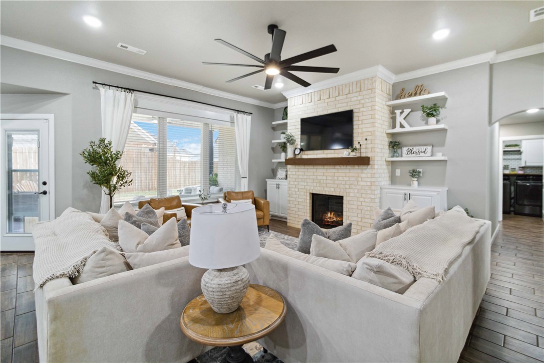 ELKHORN RIDGE SUB PH IV-PEA RIDGE - Residential