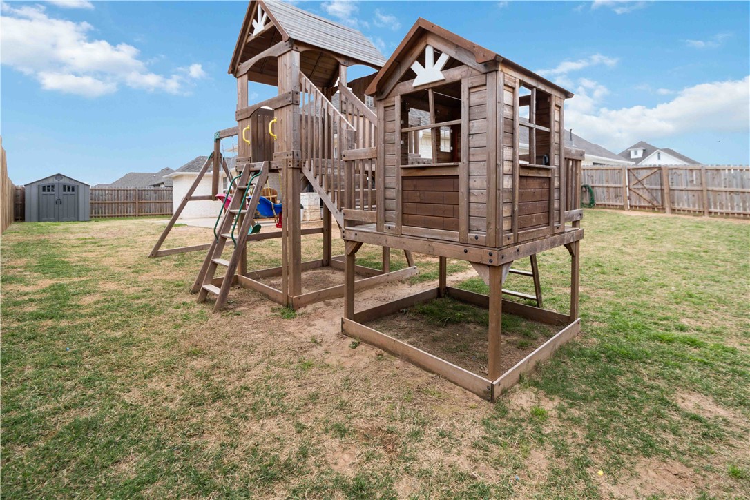 ELKHORN RIDGE SUB PH IV-PEA RIDGE - Residential