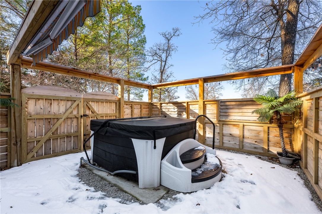 Unit 8 Holiday Island - Residential