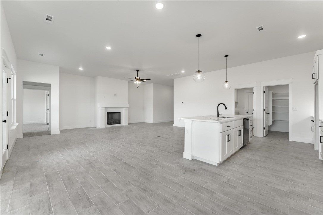 Hillcrest - Residential