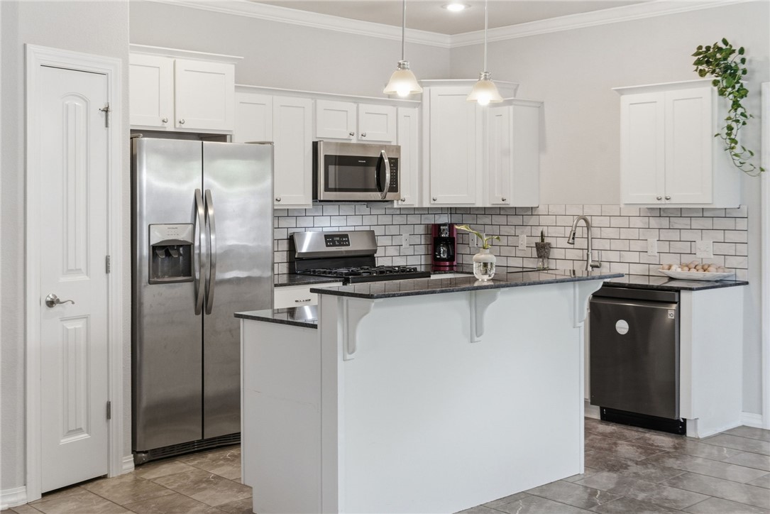 Emerald Point - Residential