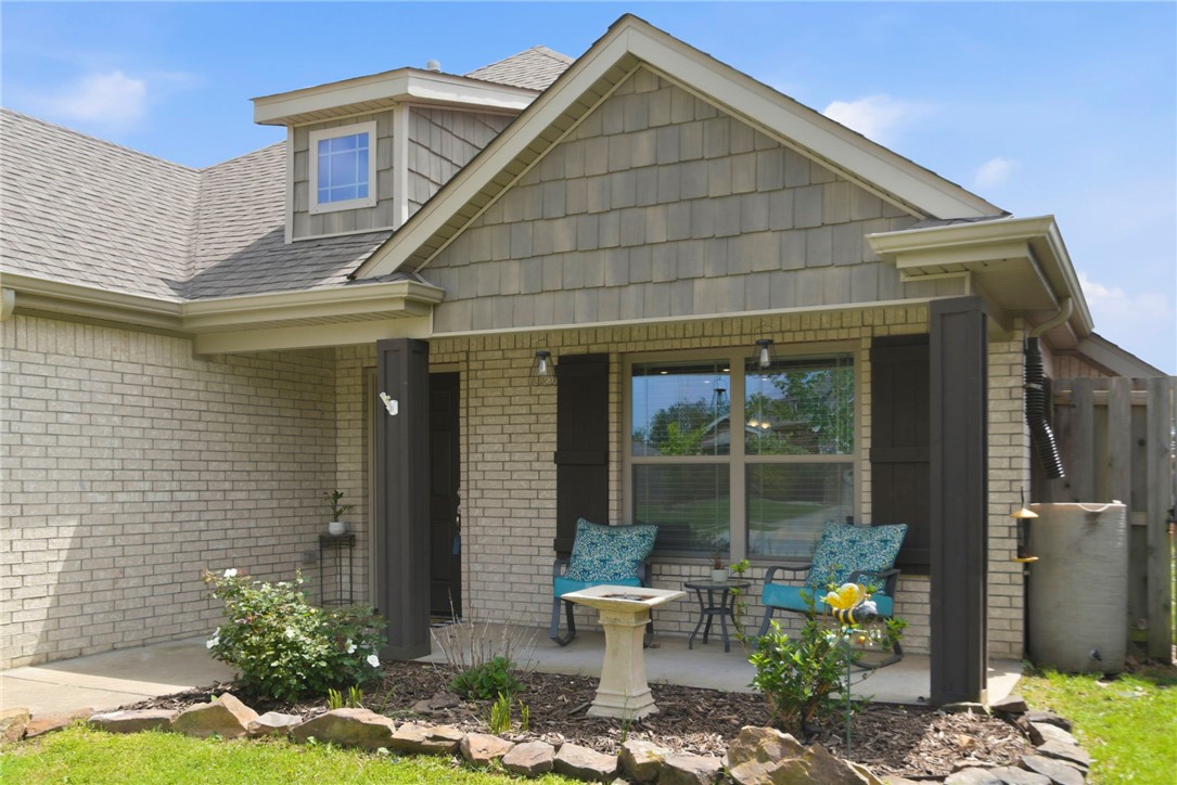 Emerald Point - Residential