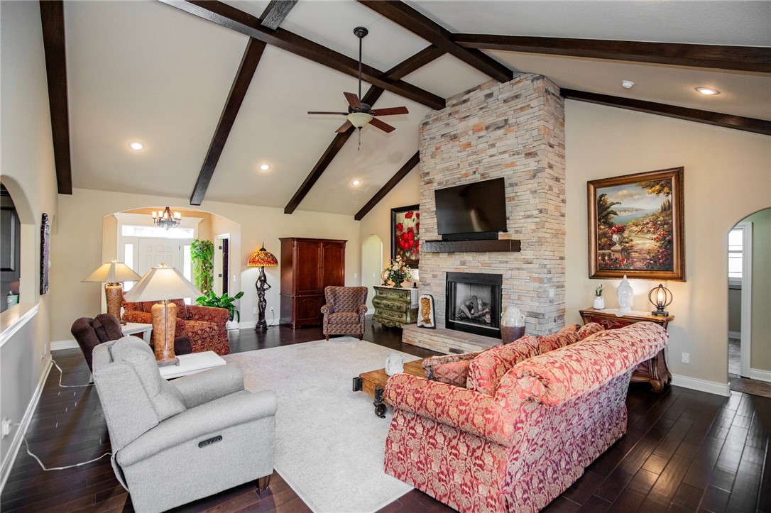 Grove Ph Iii, The Rogers - Residential