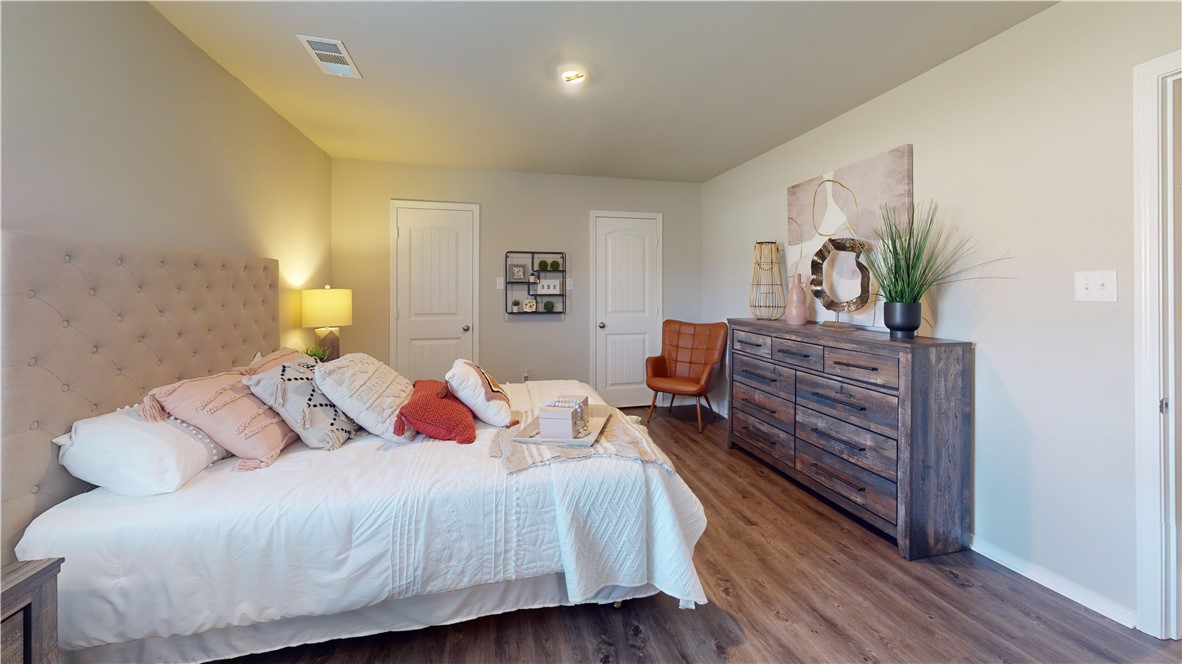 STOKENBURY FARMS IV - Residential