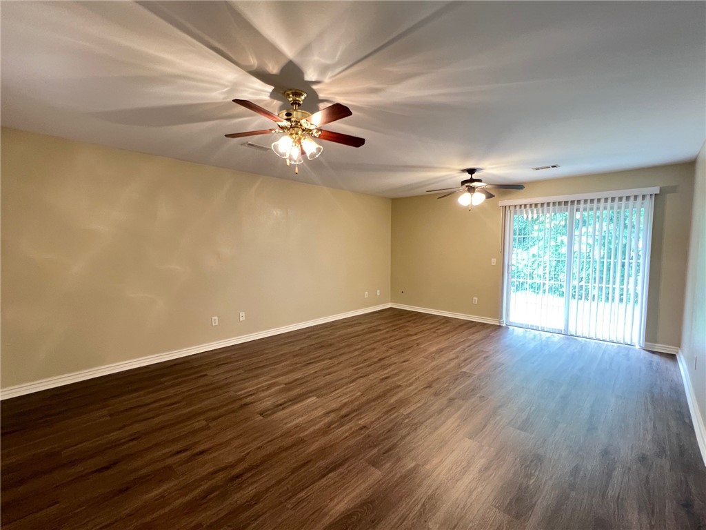 GRAYSTONE SUB-CENTERTON - Residential Lease