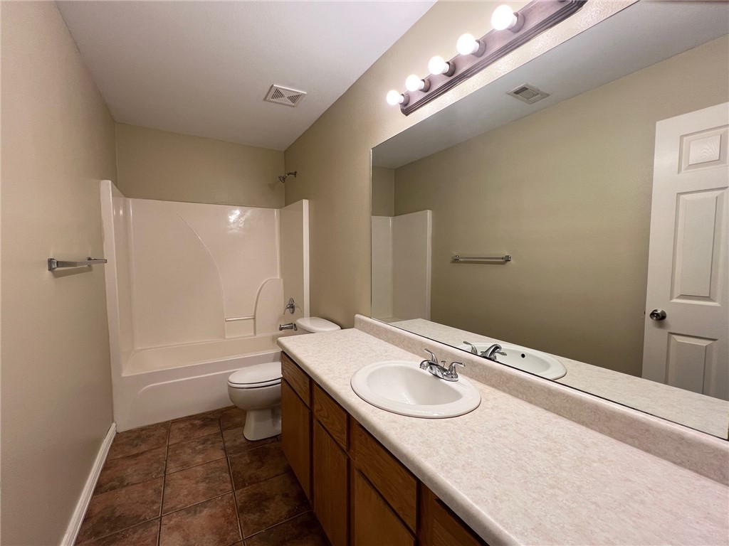 GRAYSTONE SUB-CENTERTON - Residential Lease
