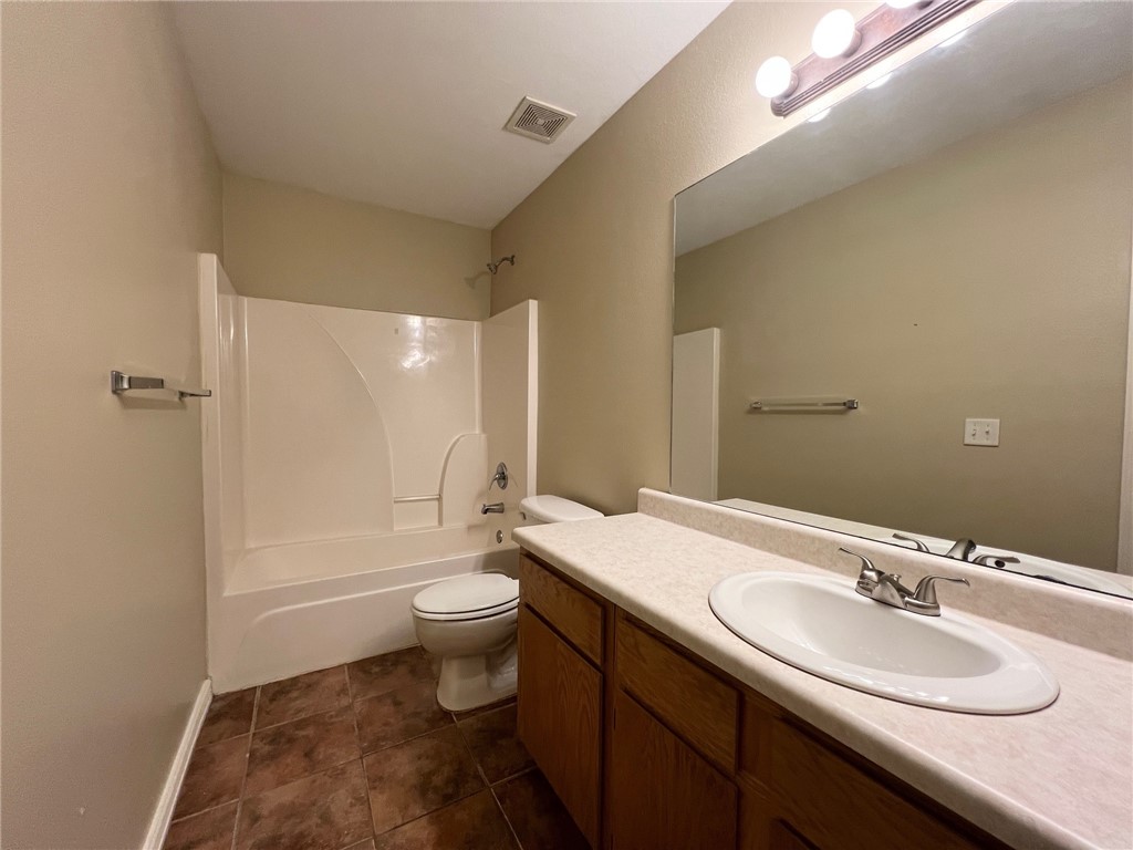 GRAYSTONE SUB-CENTERTON - Residential Lease