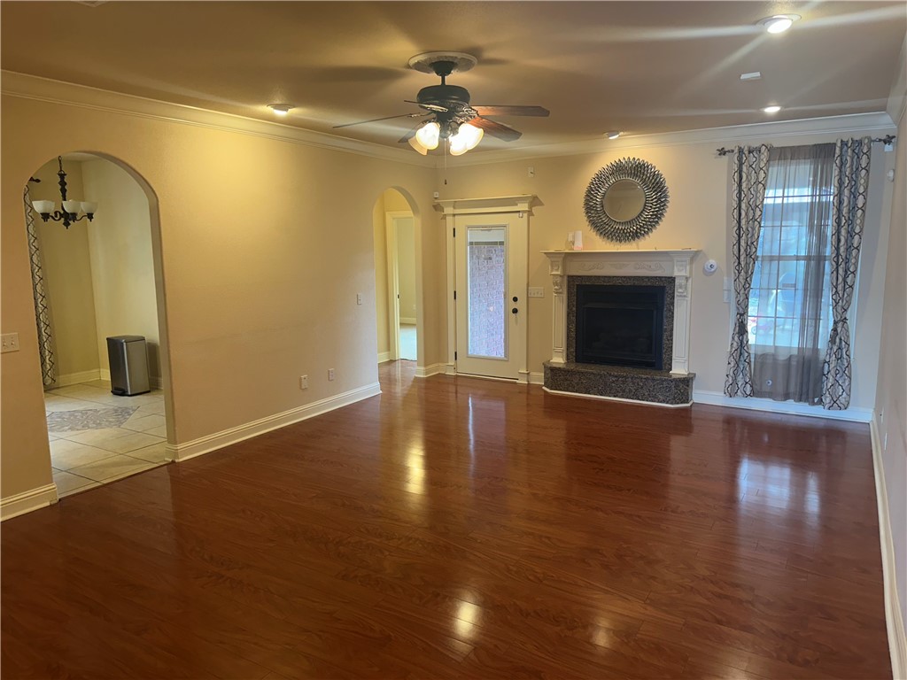 Brighton Heights Sub Bentonville - Residential Lease