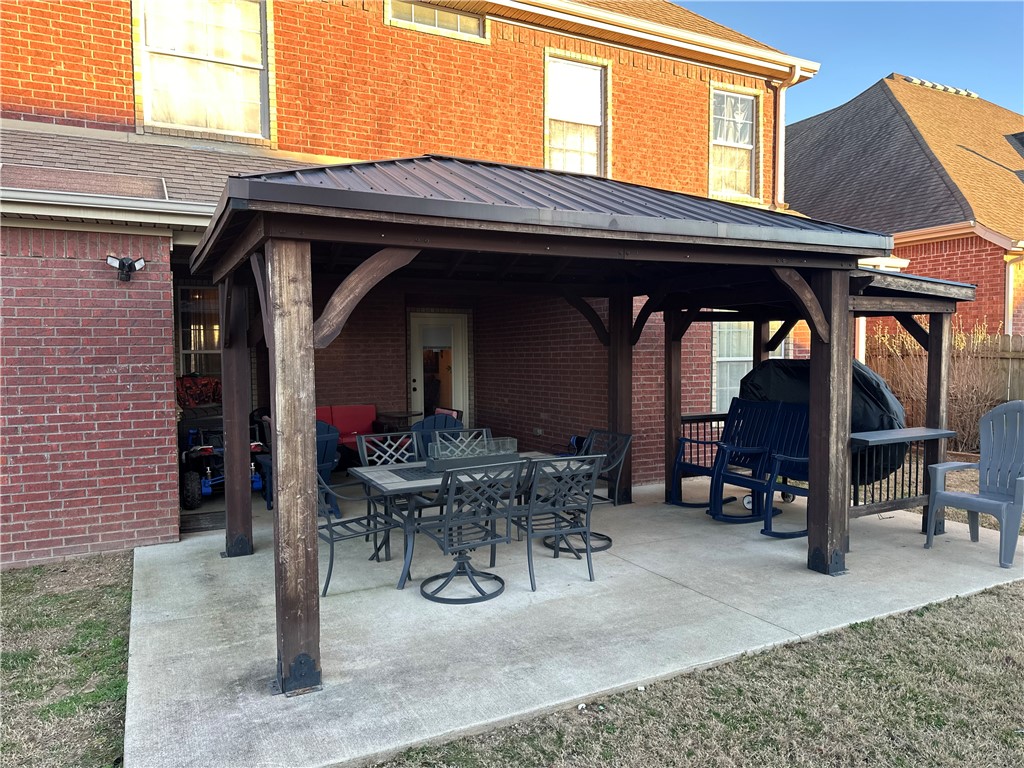 Brighton Heights Sub Bentonville - Residential Lease