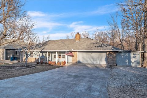 20 Langholm Lane Bella Vista AR 72715