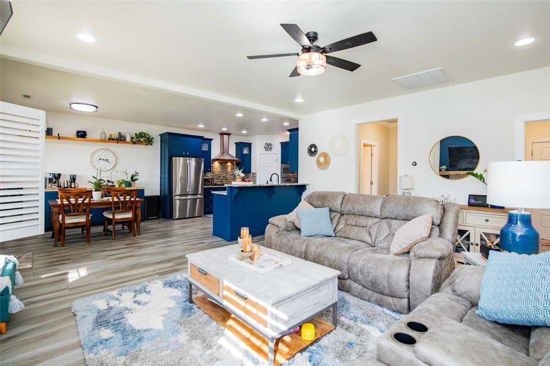 Hyde Park Cave Spgs - Residential