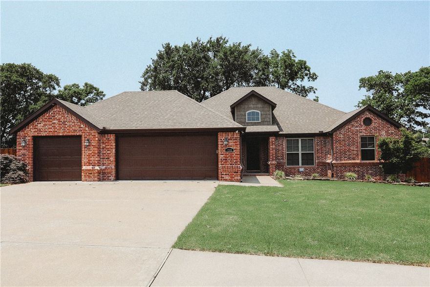Tradiional with a rustic flair!!! Interior finishes features wood beams, upgraded staineless steel appliances, open floor plan with large island between living and kithcen. A handy man&#x2019;s dream garage with custom cabinetry & work space. Master bedroom has its own office nook.  Entertain your friends on the large covered deck.  Country like setting!!!
