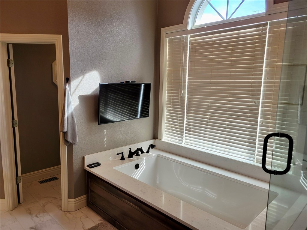 Manors On Blossom Way Crk Ph 4 Rogers - Residential