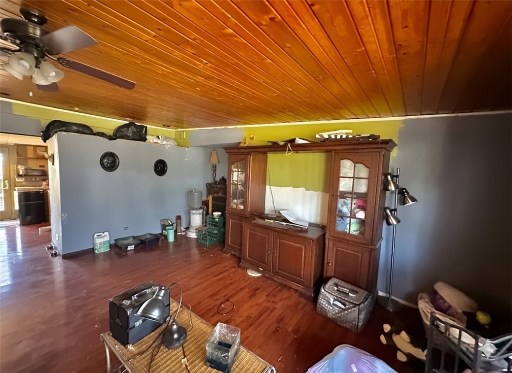 Unit 2 Holiday Island - Residential