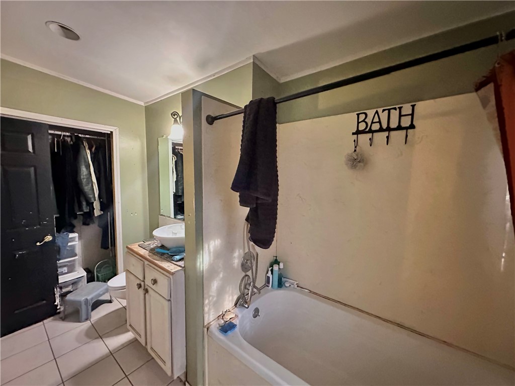 Unit 2 Holiday Island - Residential