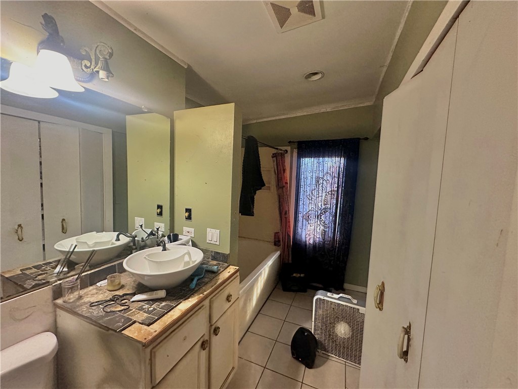 Unit 2 Holiday Island - Residential