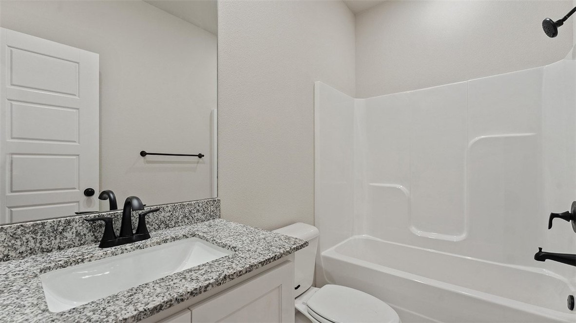 BARRINGTON PLACE-CENTERTON - Residential