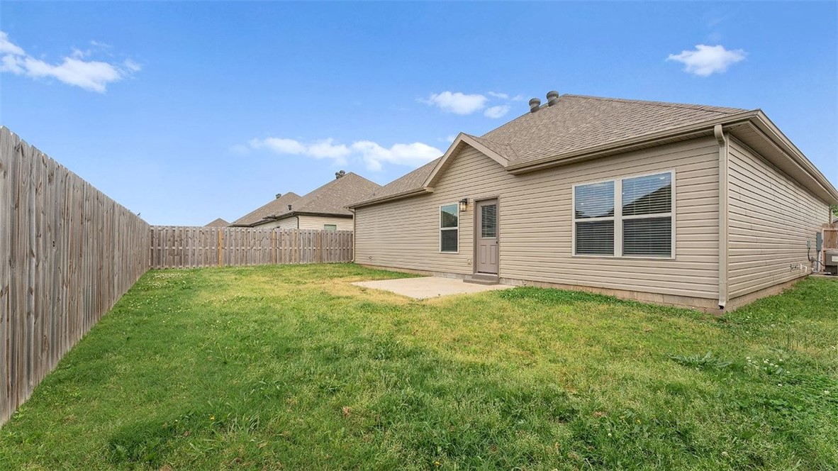 BARRINGTON PLACE-CENTERTON - Residential