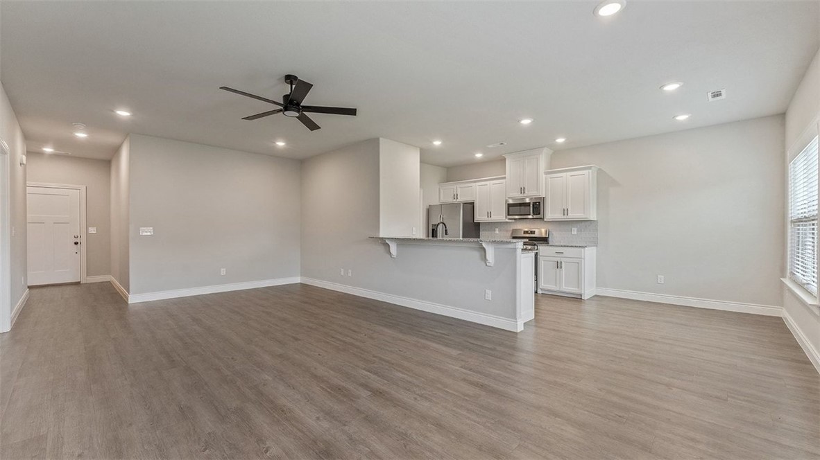 BARRINGTON PLACE-CENTERTON - Residential