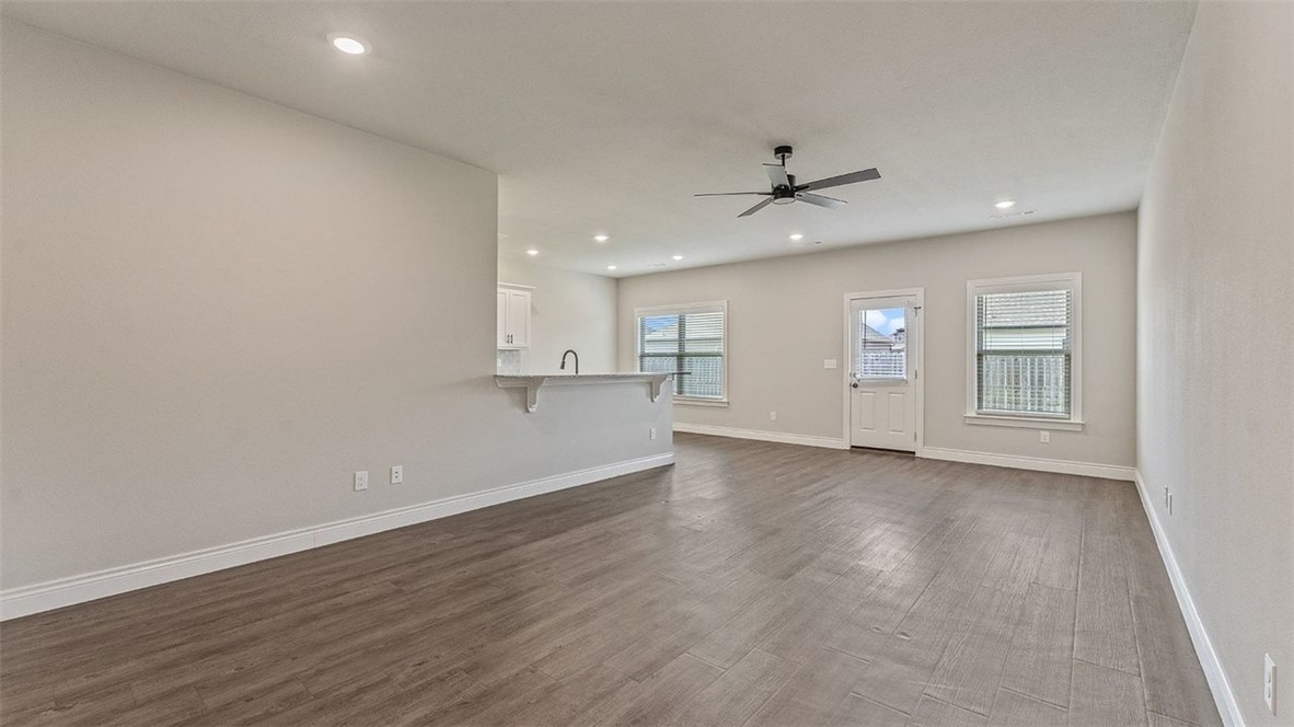 BARRINGTON PLACE-CENTERTON - Residential