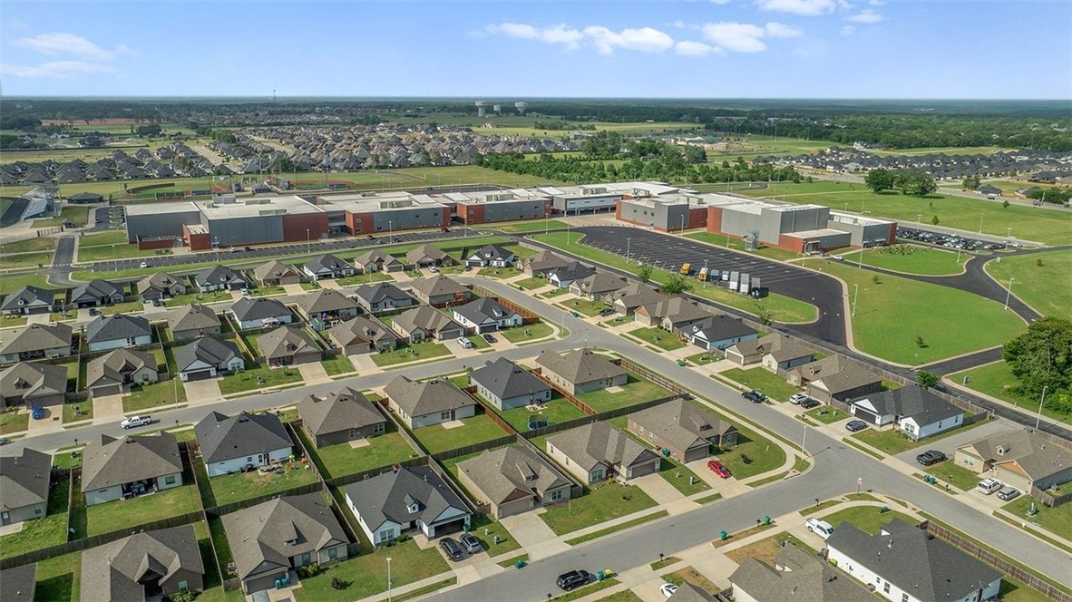 BARRINGTON PLACE-CENTERTON - Residential