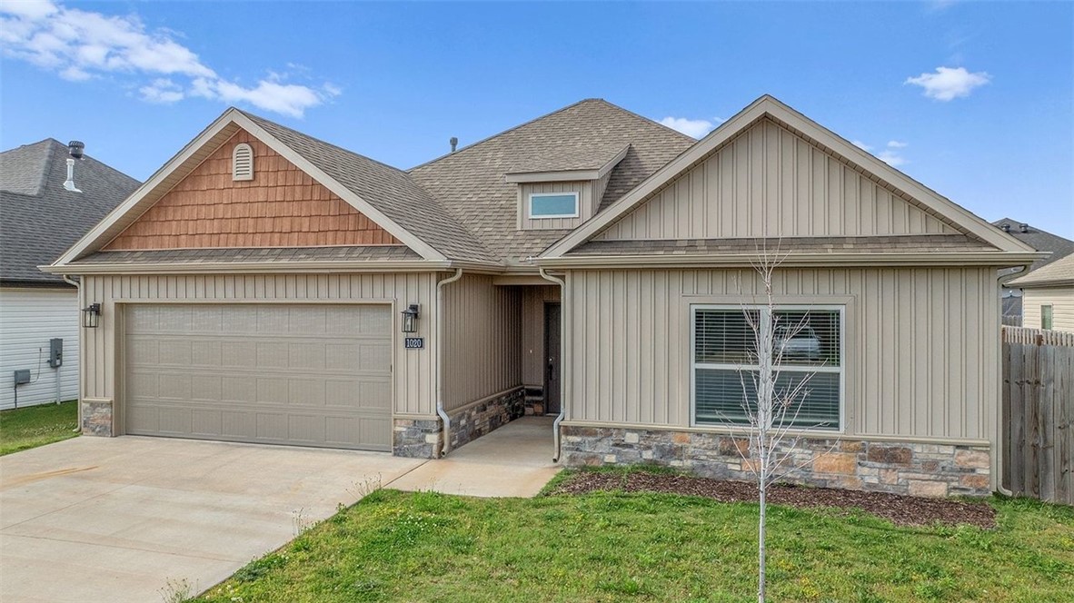 BARRINGTON PLACE-CENTERTON - Residential